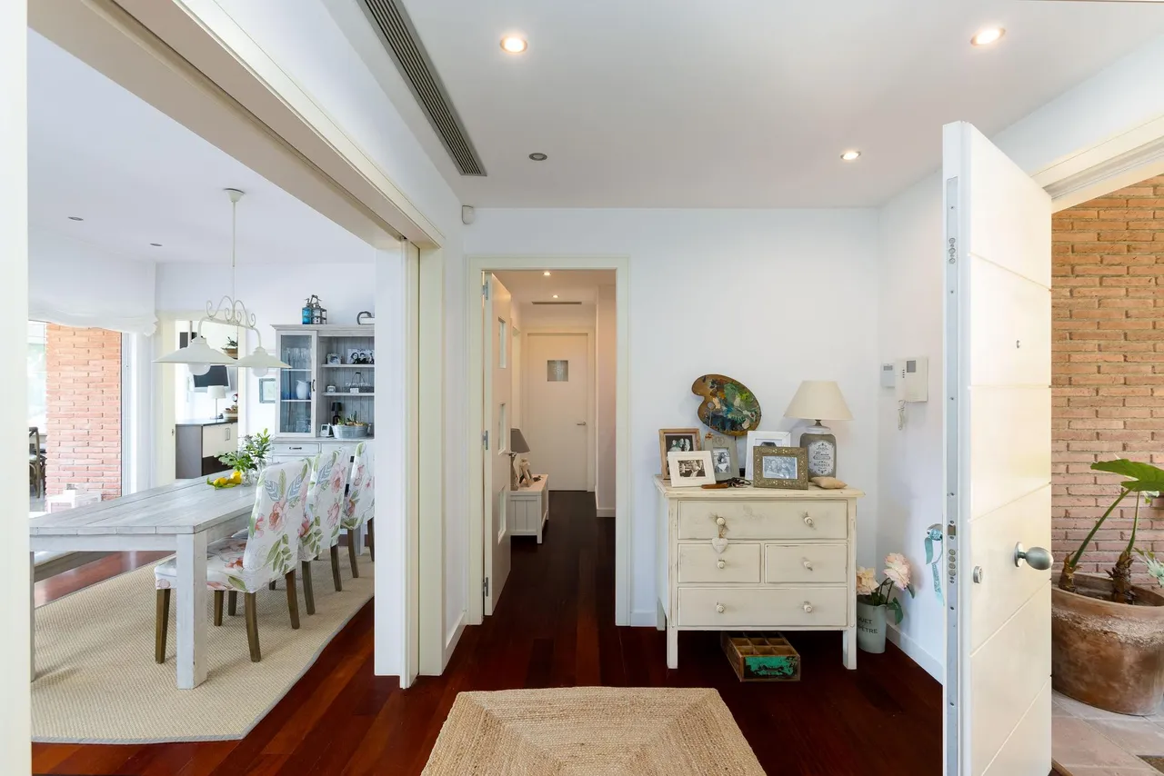 living - 451m² house / villa for sale in Sant Vicenç de Montalt - gallery - 9