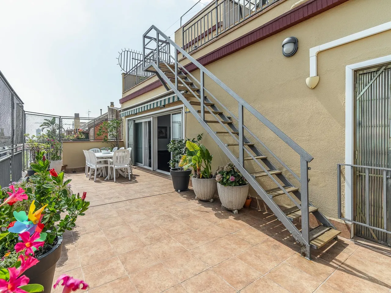 living - 180m² penthouse with 60m² terrace for sale in Sagrada Família - gallery - 3
