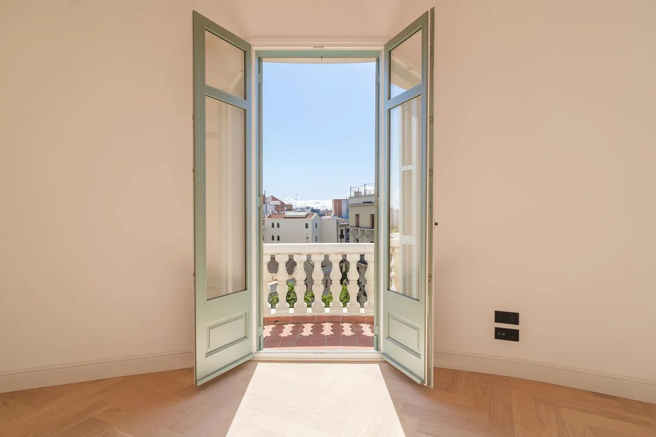 living - Piso de 113m² con 9m² terraza en venta en Eixample Izquierdo - gallery - 5
