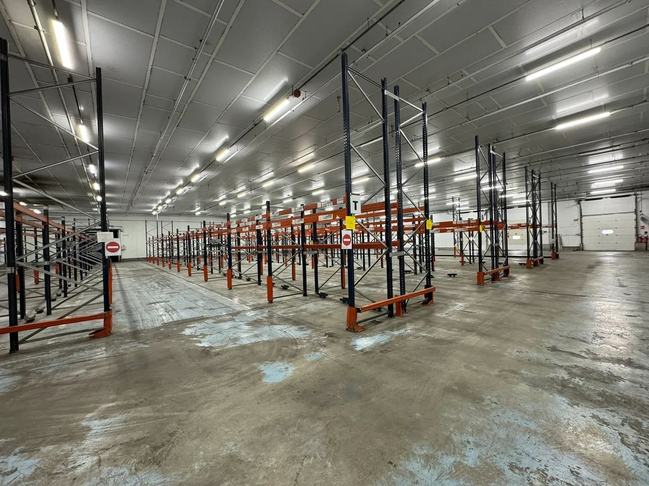 logistics - Logistics Warehouse For Rent - gallery - 7