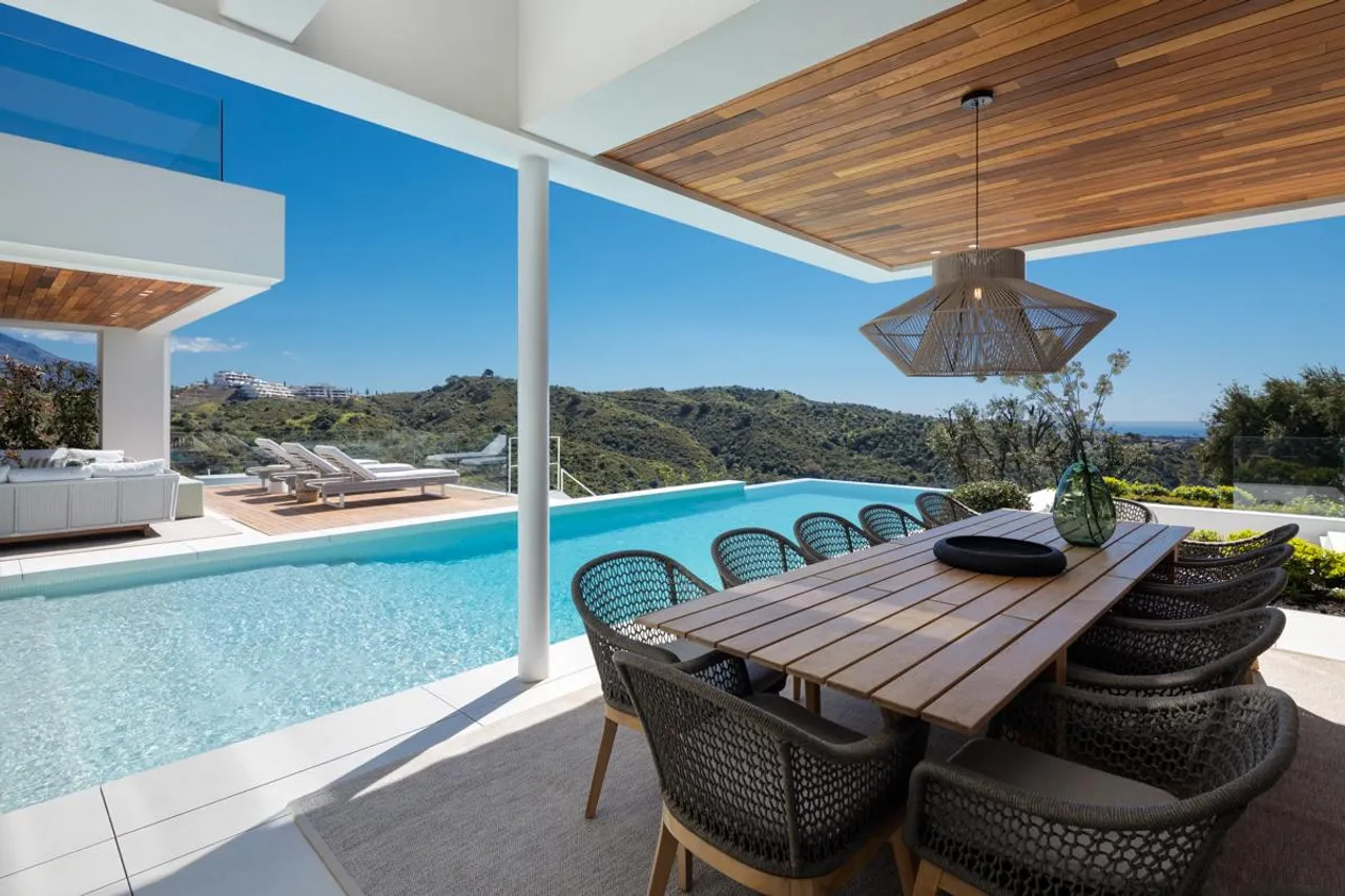 living - Casa / villa de 631m² con 190m² terraza en venta en Benahavís - gallery - 7
