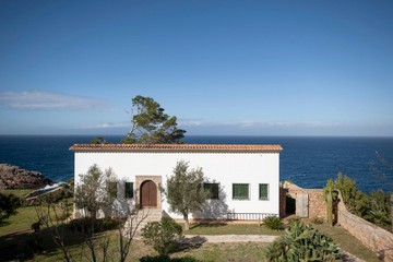 living - Casa / villa de 690m² con 1,500m² de jardín en venta en Esporles - featured