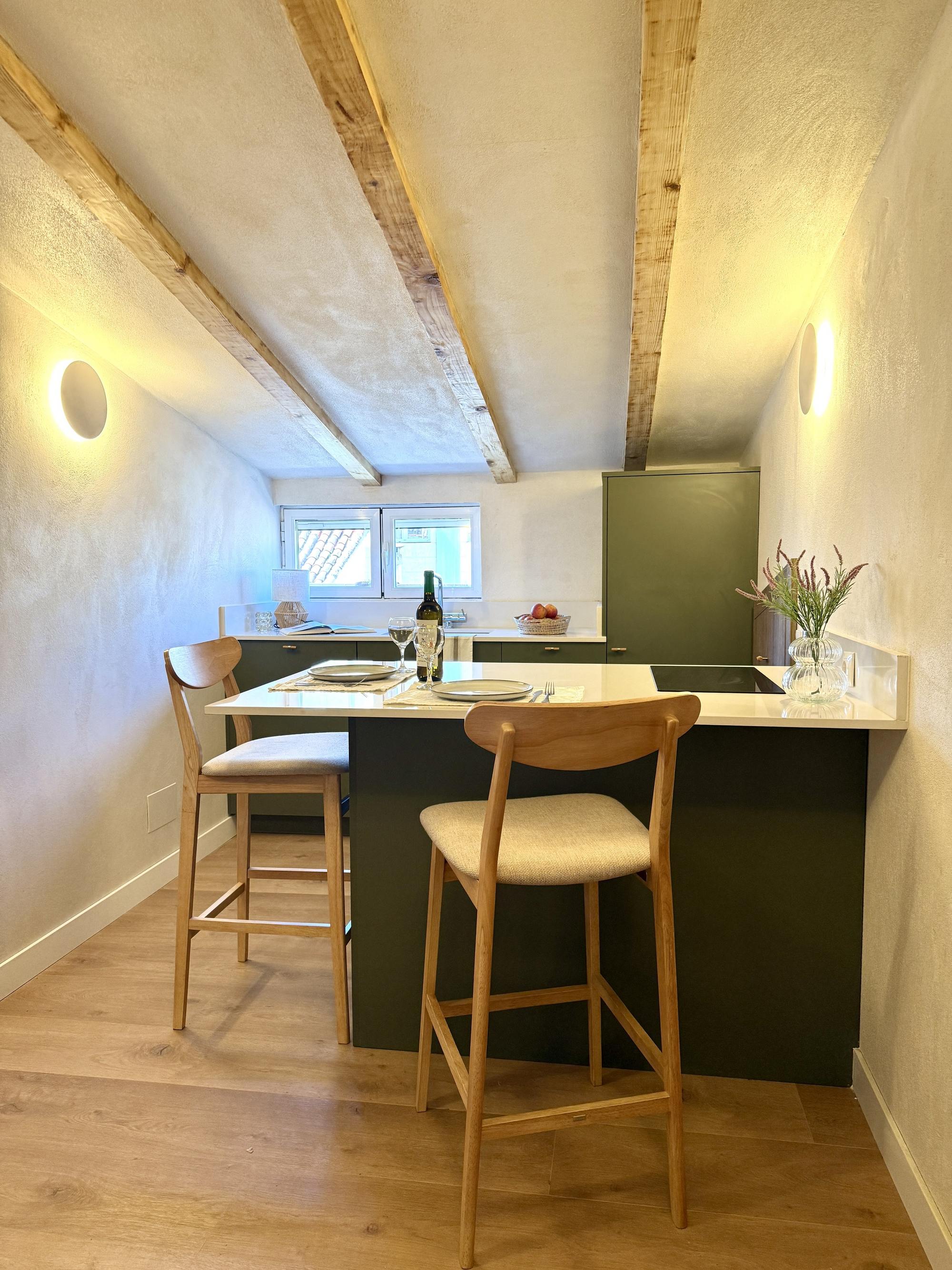 living - Piso de 64m² en venta en Cortes / Huertas, Madrid - gallery thumbnail - 8