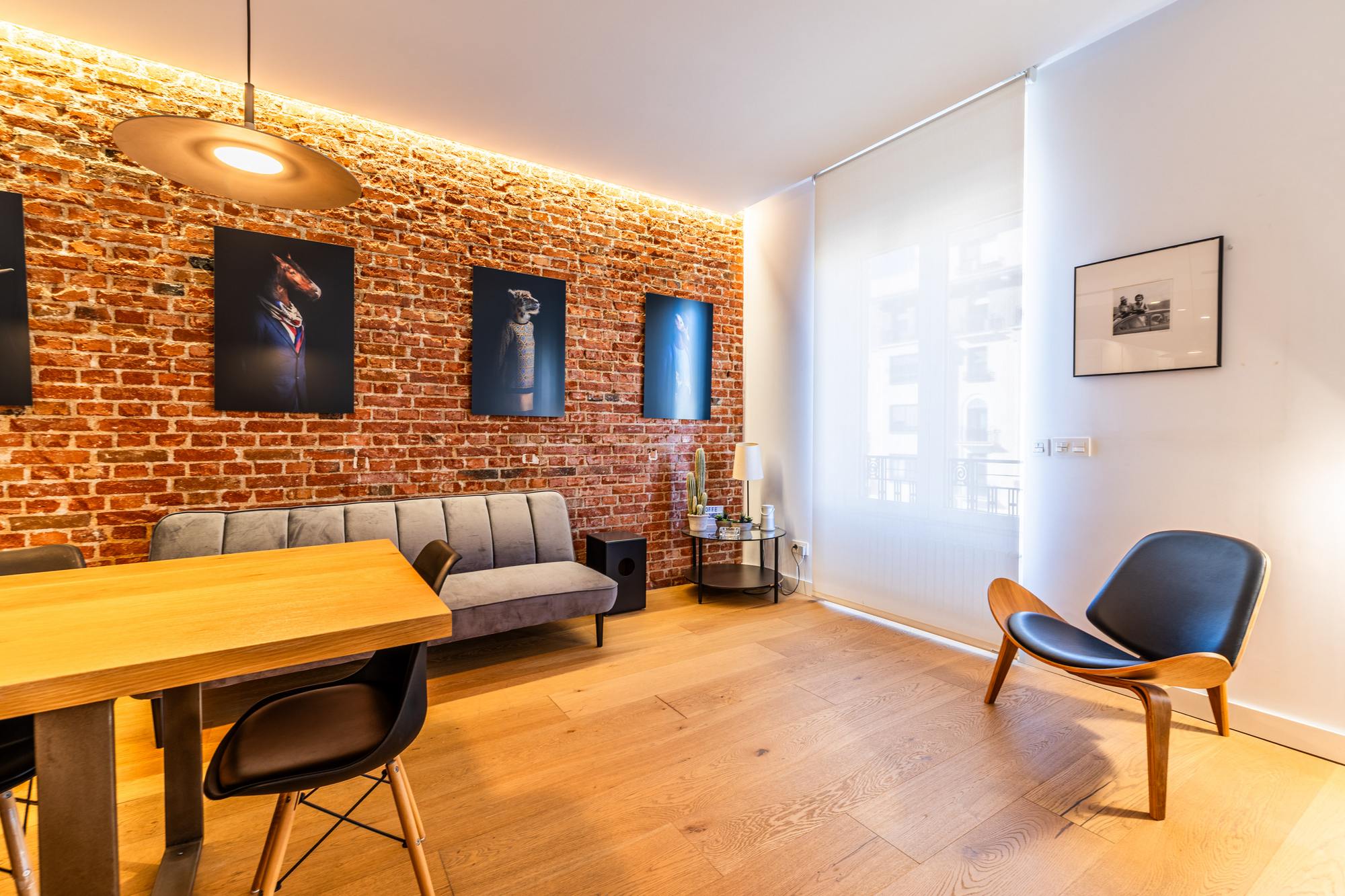 living - Piso de 161m² en venta en Ríos Rosas, Madrid - gallery thumbnail - 3