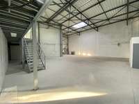 logistics - Activités / Bureaux À Louer - gallery thumbnail - 4