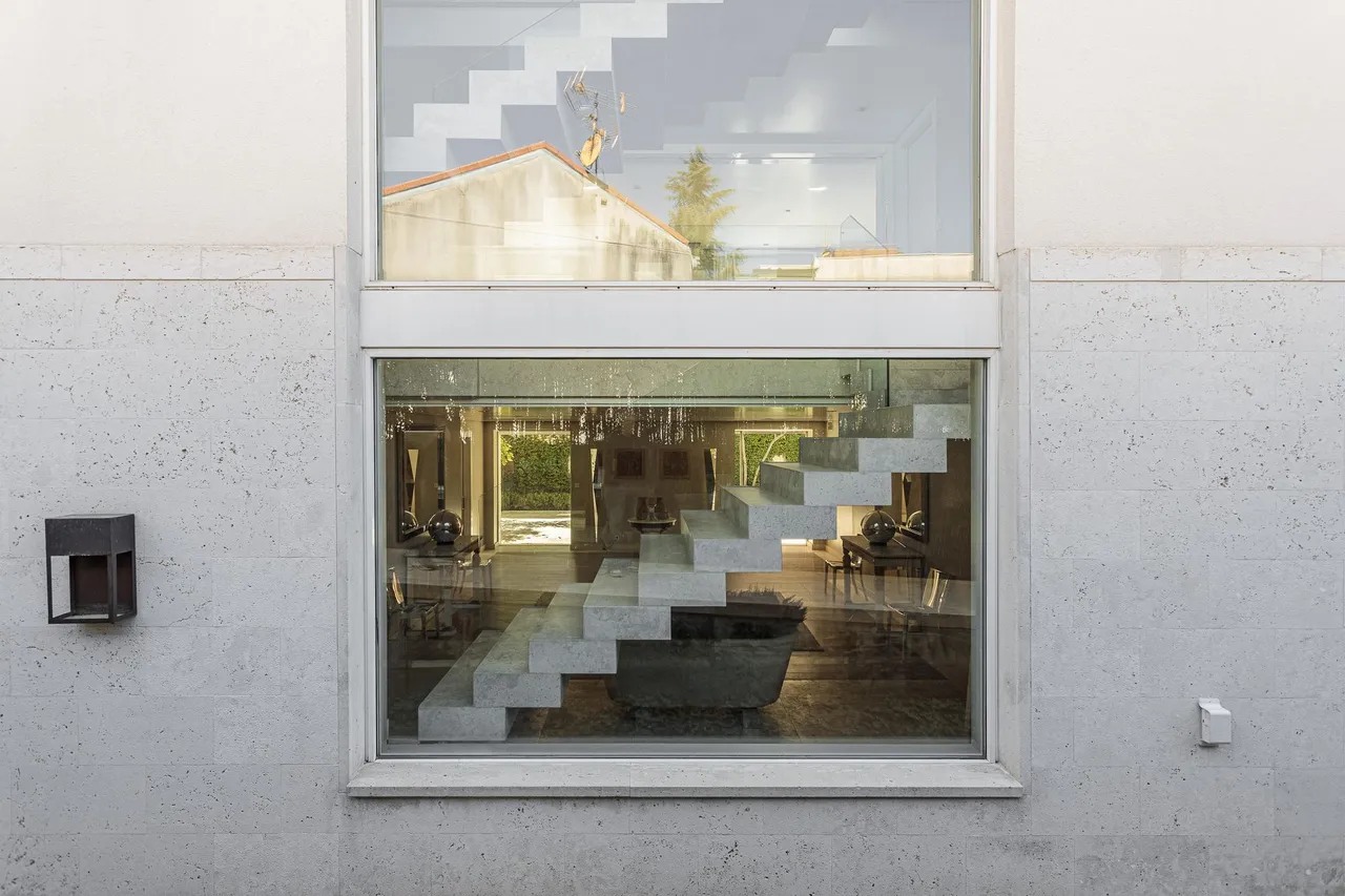 living - 857m² house / villa for sale in El Viso, Madrid - gallery - 6