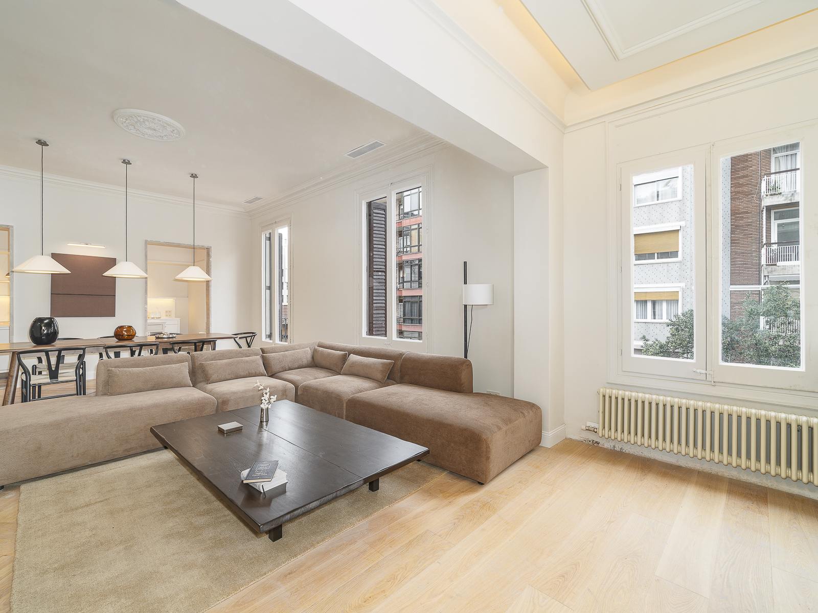 living - Piso de 201m² en venta en Sant Gervasi - Galvany, Barcelona - gallery thumbnail - 7