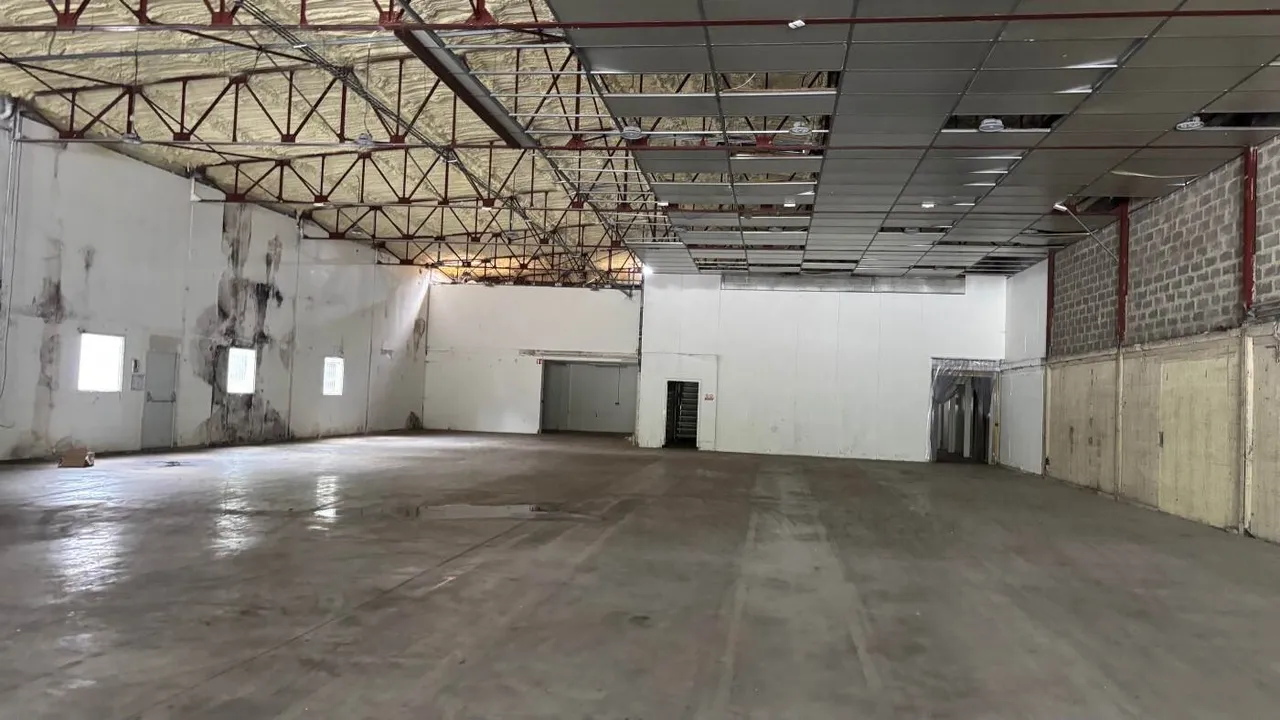 logistics - Light Industrial Premises / Offices For Rent - gallery - 2