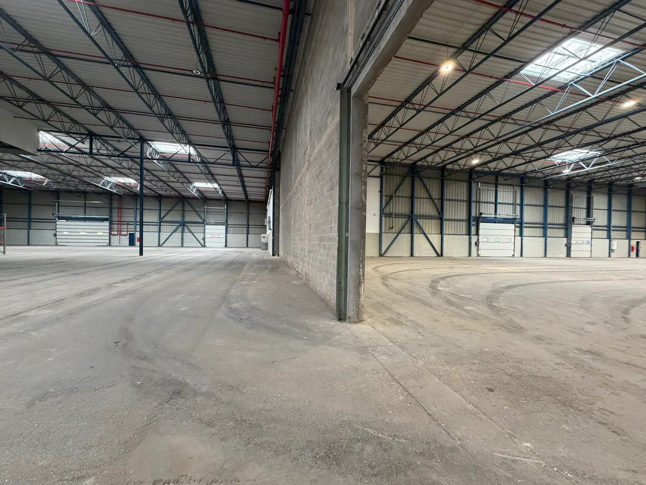 logistics - Entrepôt Logistique À Louer - gallery - 4