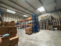 logistics - Activités / Bureaux À Vendre - gallery thumbnail - 1