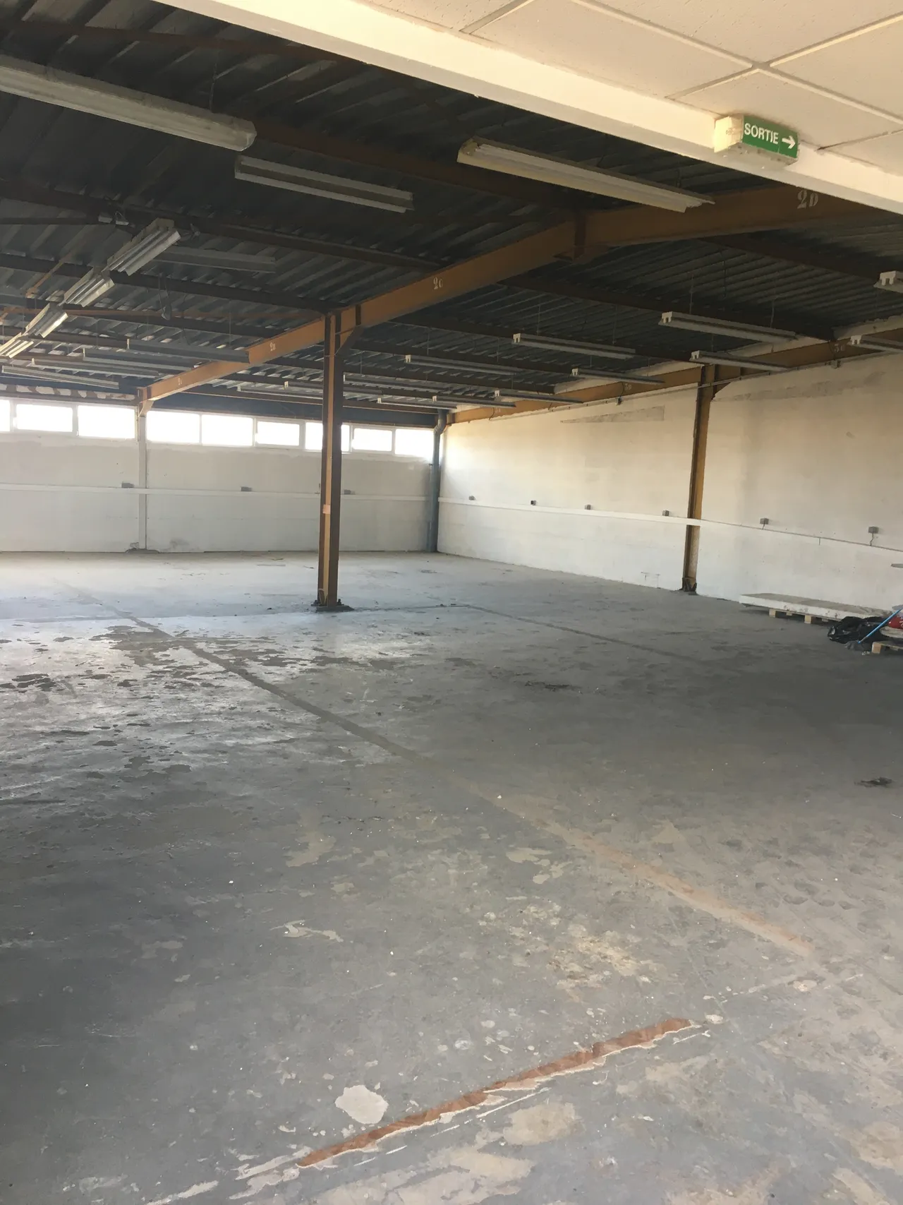logistics - Activity Facility For Rent - gallery - 3