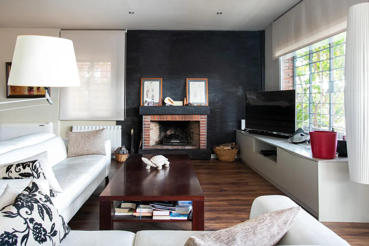 living - 354m² house / villa for sale in Teià, Barcelona - gallery - 8