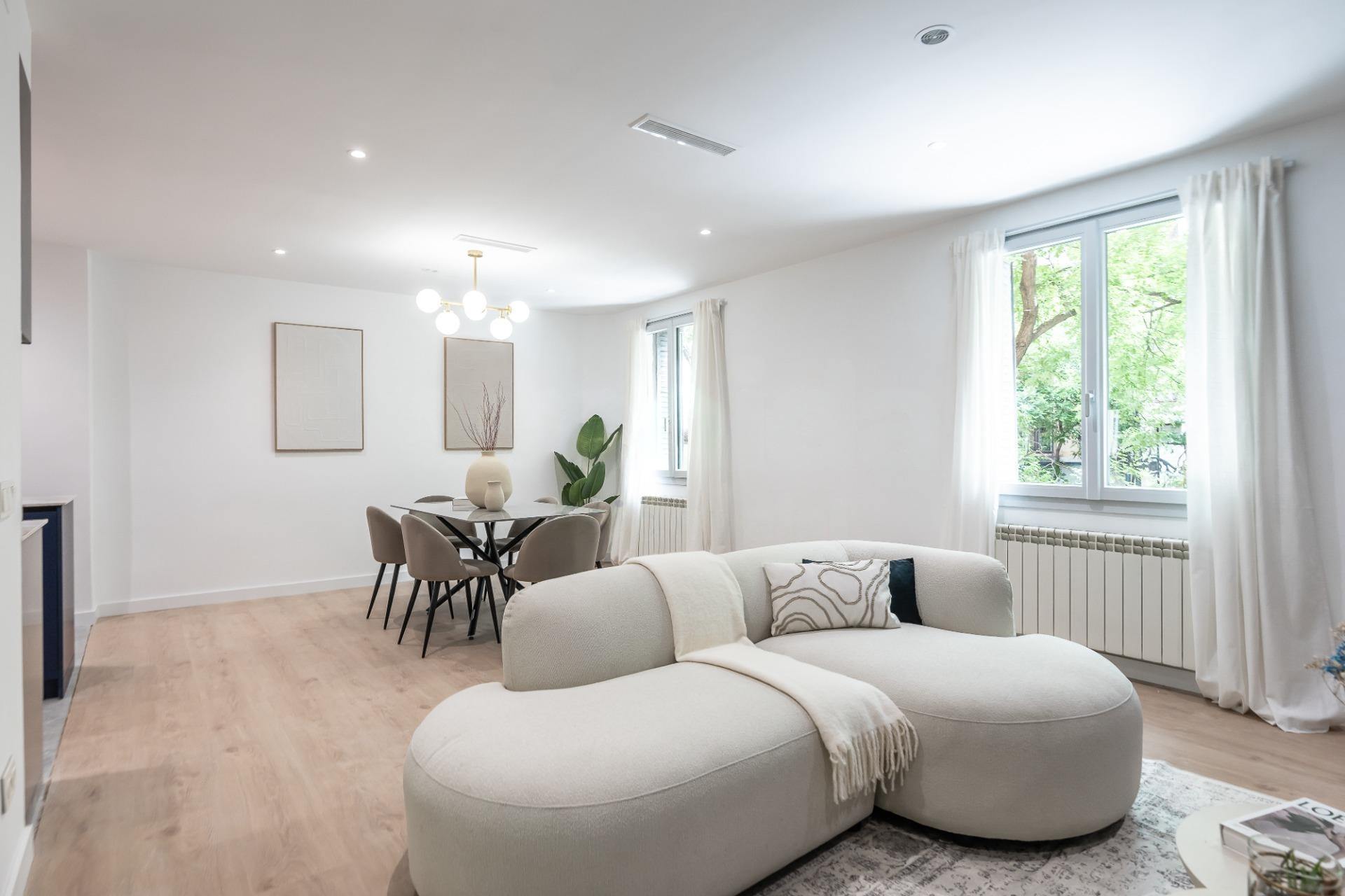 living - Piso de 143m² en venta en Palacio, Madrid - gallery - 3