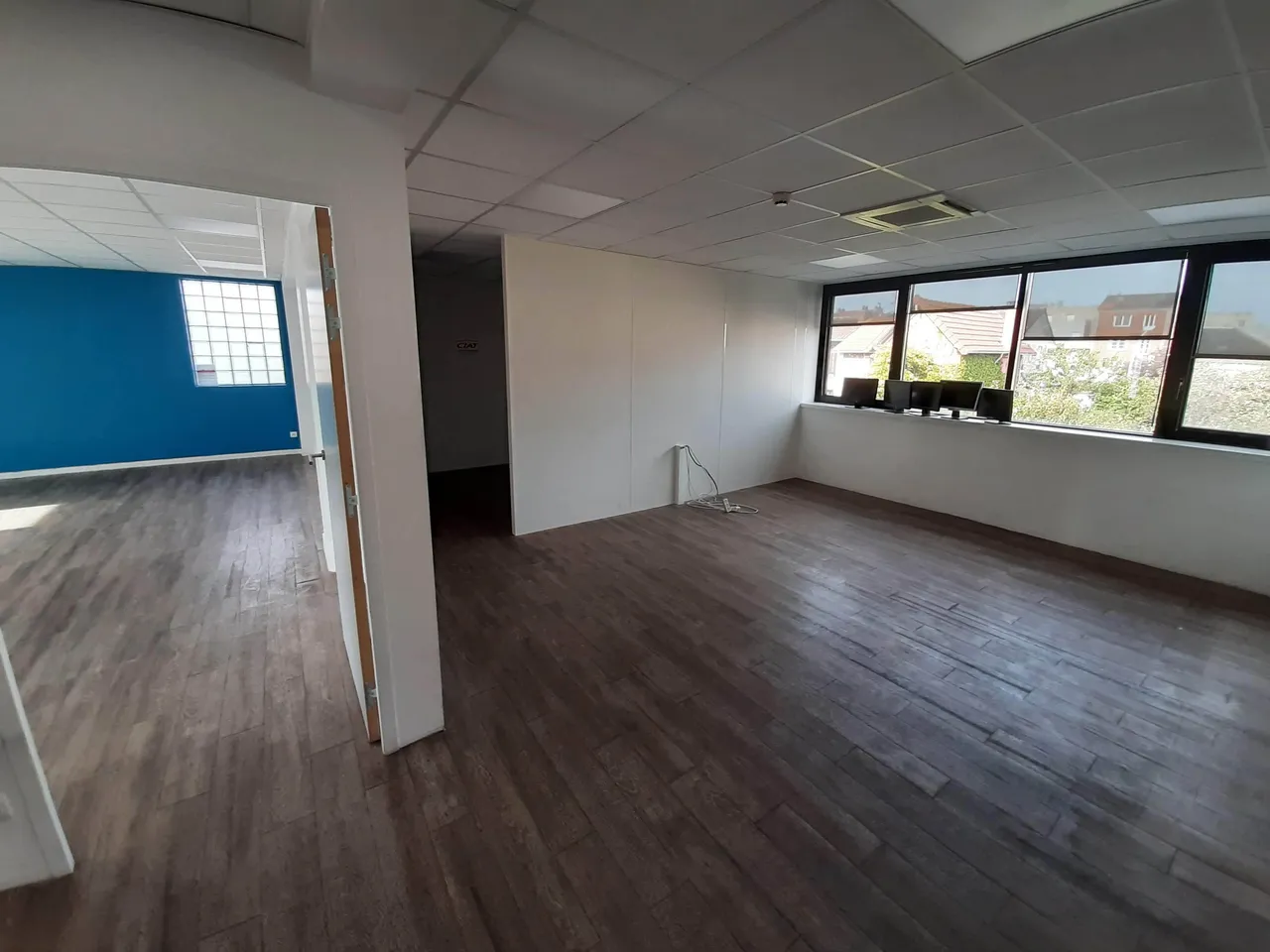 office - Bureaux À Vendre - gallery - 9