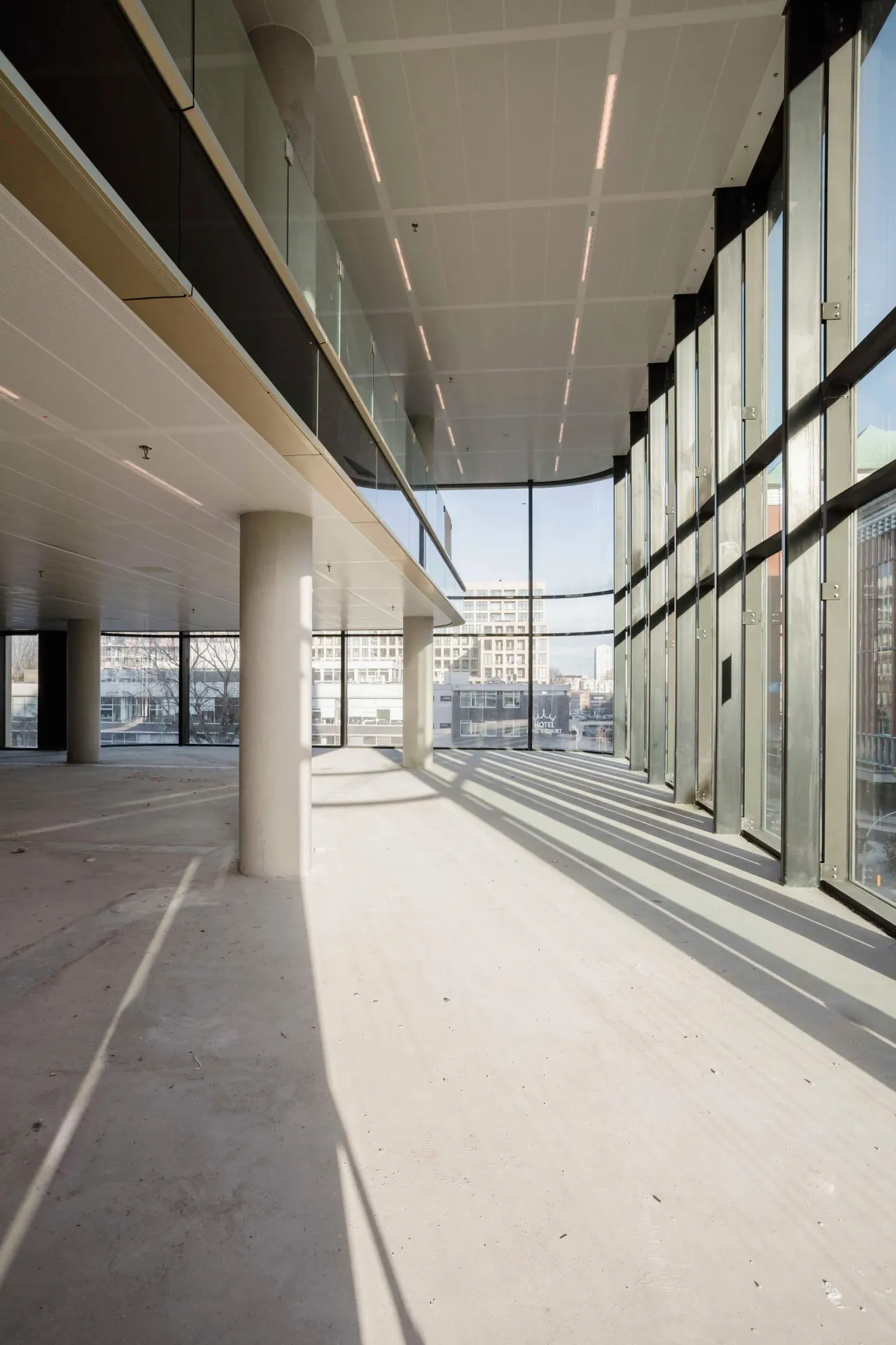 office - Berghaus Plaza - Office - Dils - gallery - 8