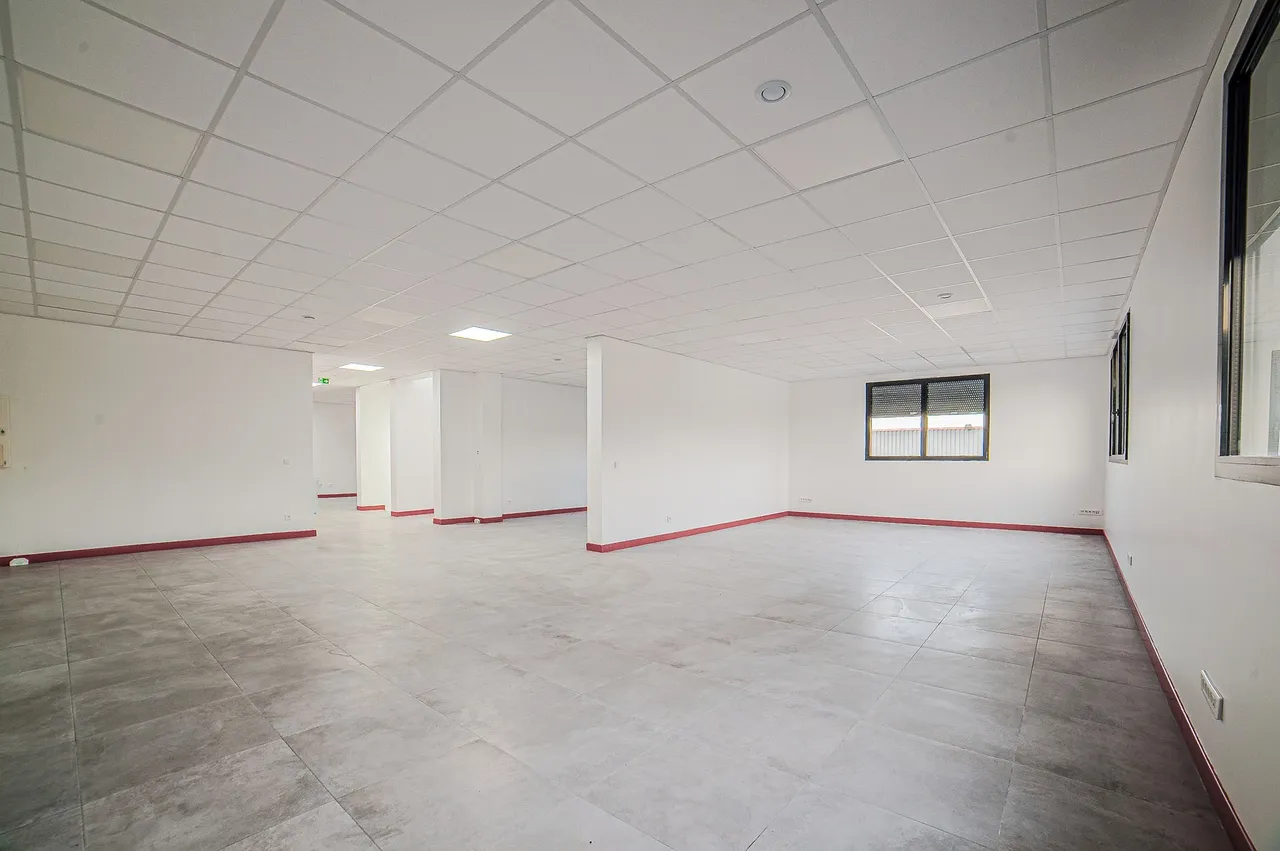 office - Bureaux À Louer - gallery - 2