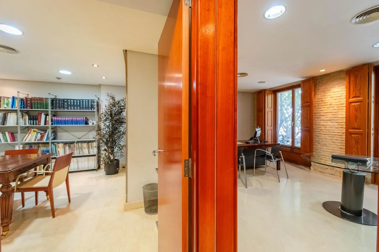 living - 297m² apartment for sale in Gran Vía, Valencia - gallery - 9