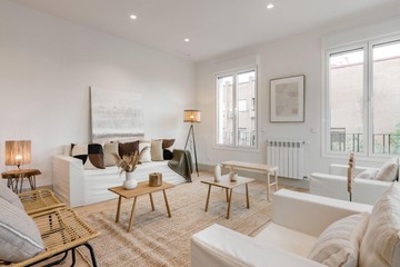 living - 171m² apartment for sale in Gaztambide, Madrid - featured