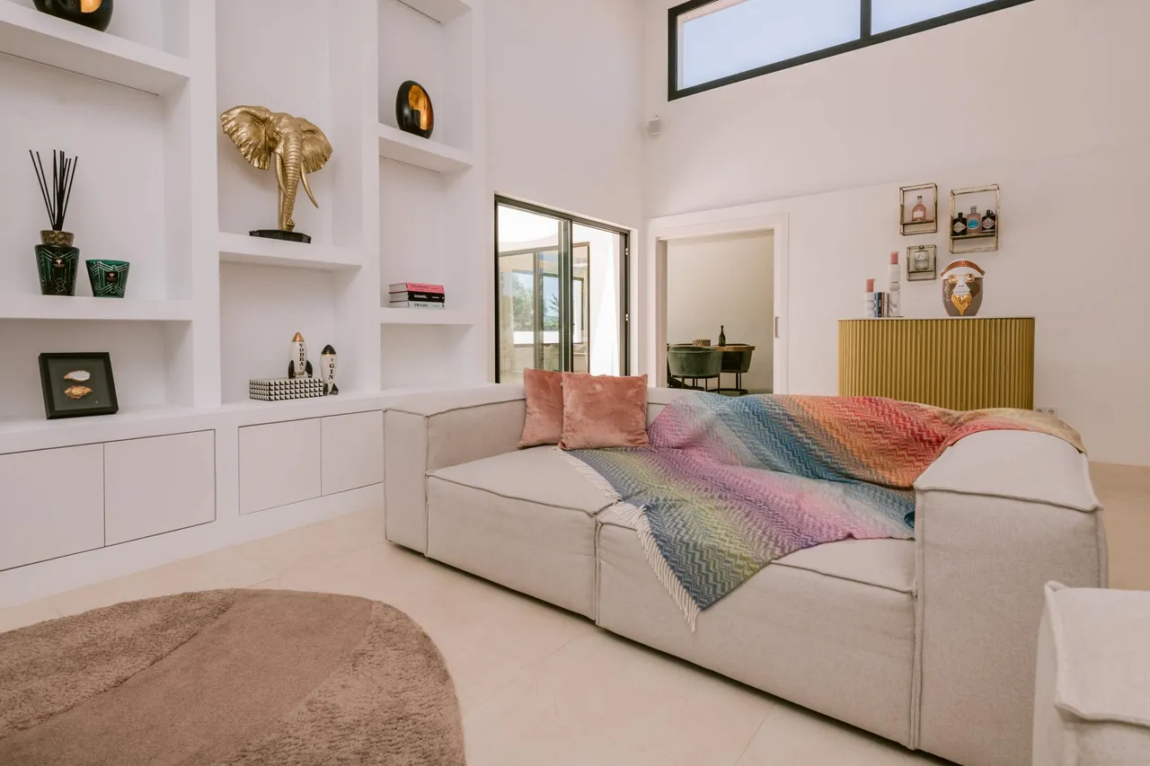 living - 450m² house / villa for sale in Ibiza Town - gallery - 4