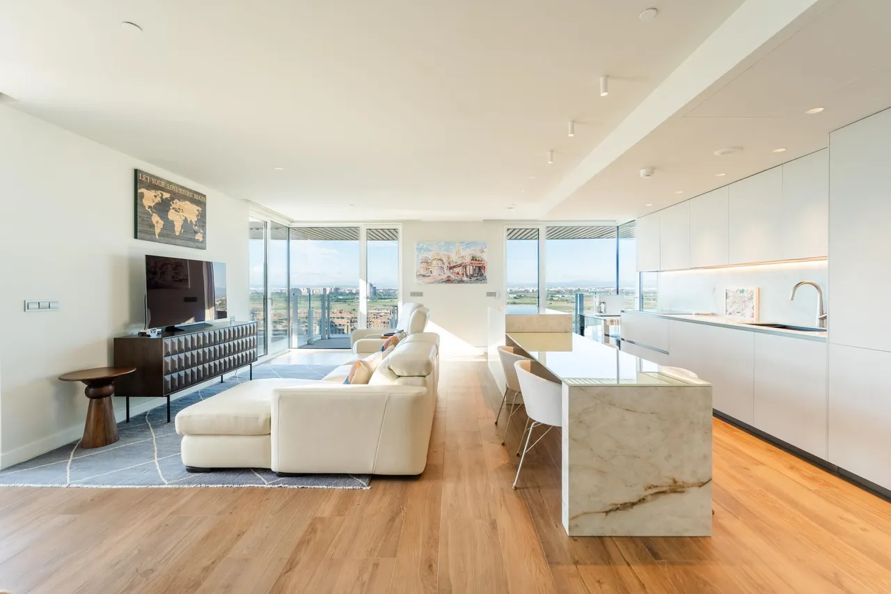 living - 280m² penthouse with 80m² terrace for sale in Palacio de Congresos - gallery - 2