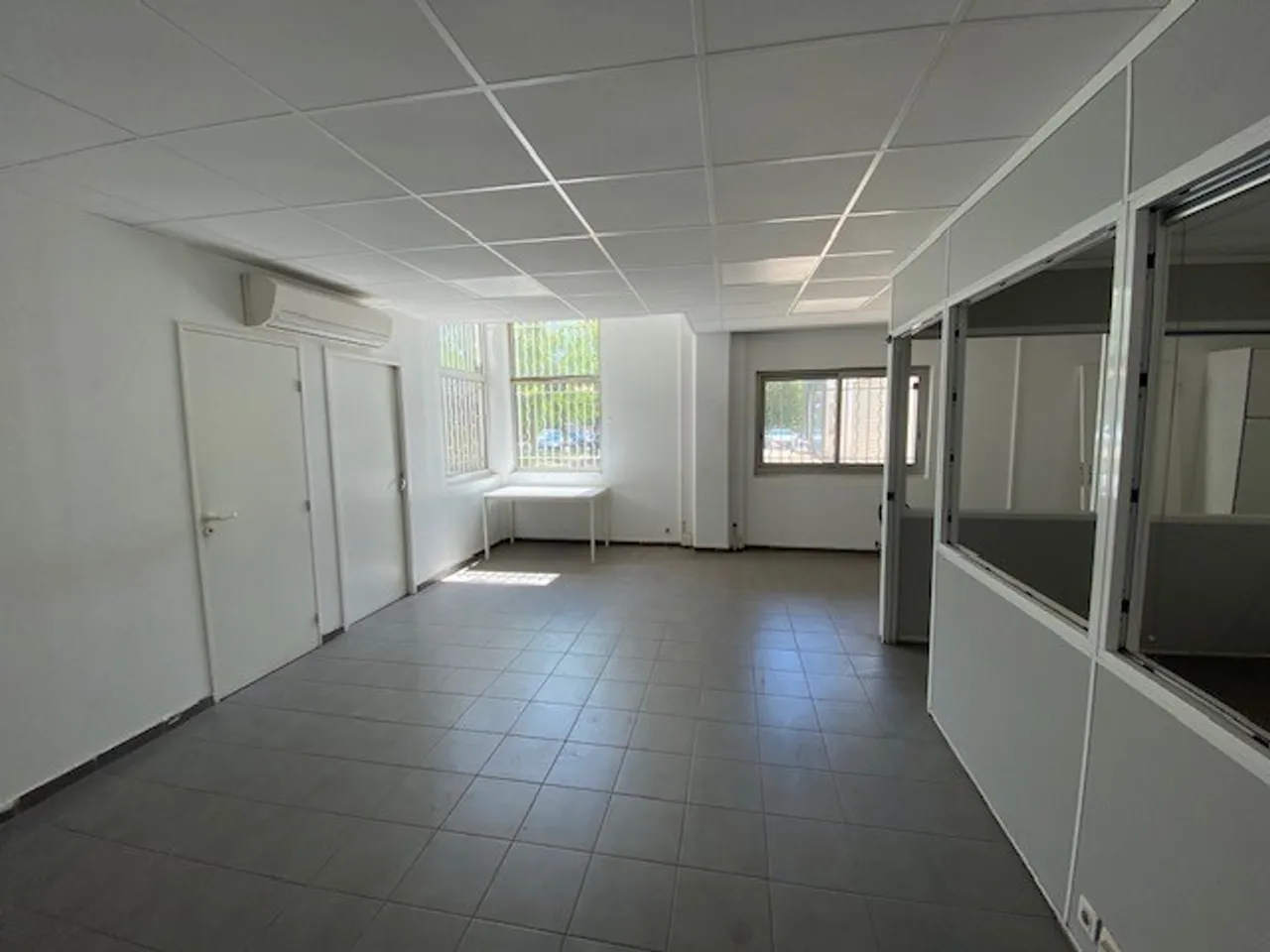 logistics - Activity Facility For Rent - gallery - 5