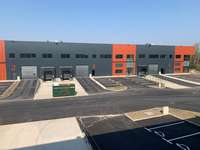 logistics - Entrepôt / Bureaux À Louer - gallery thumbnail - 1