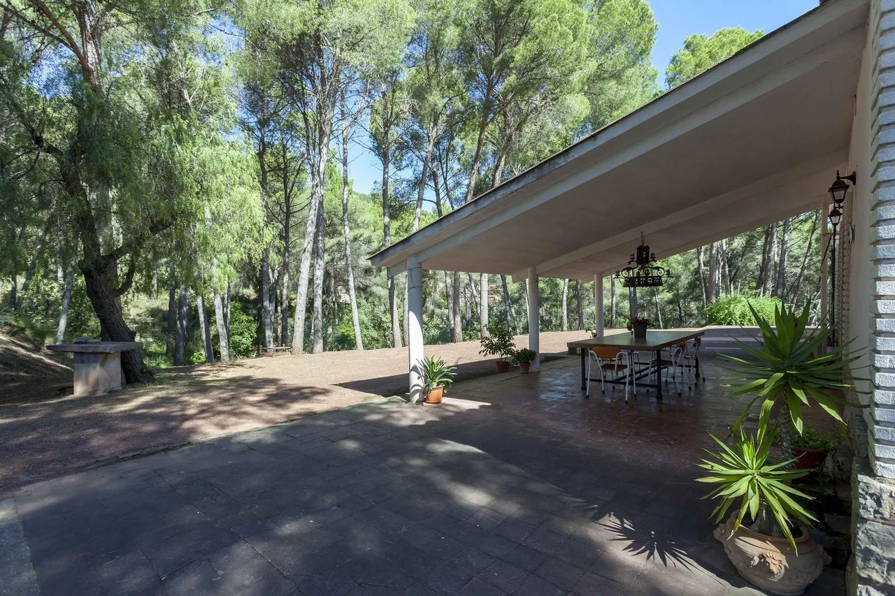 living - 367m² house / villa for sale in Bétera, Valencia - gallery - 8