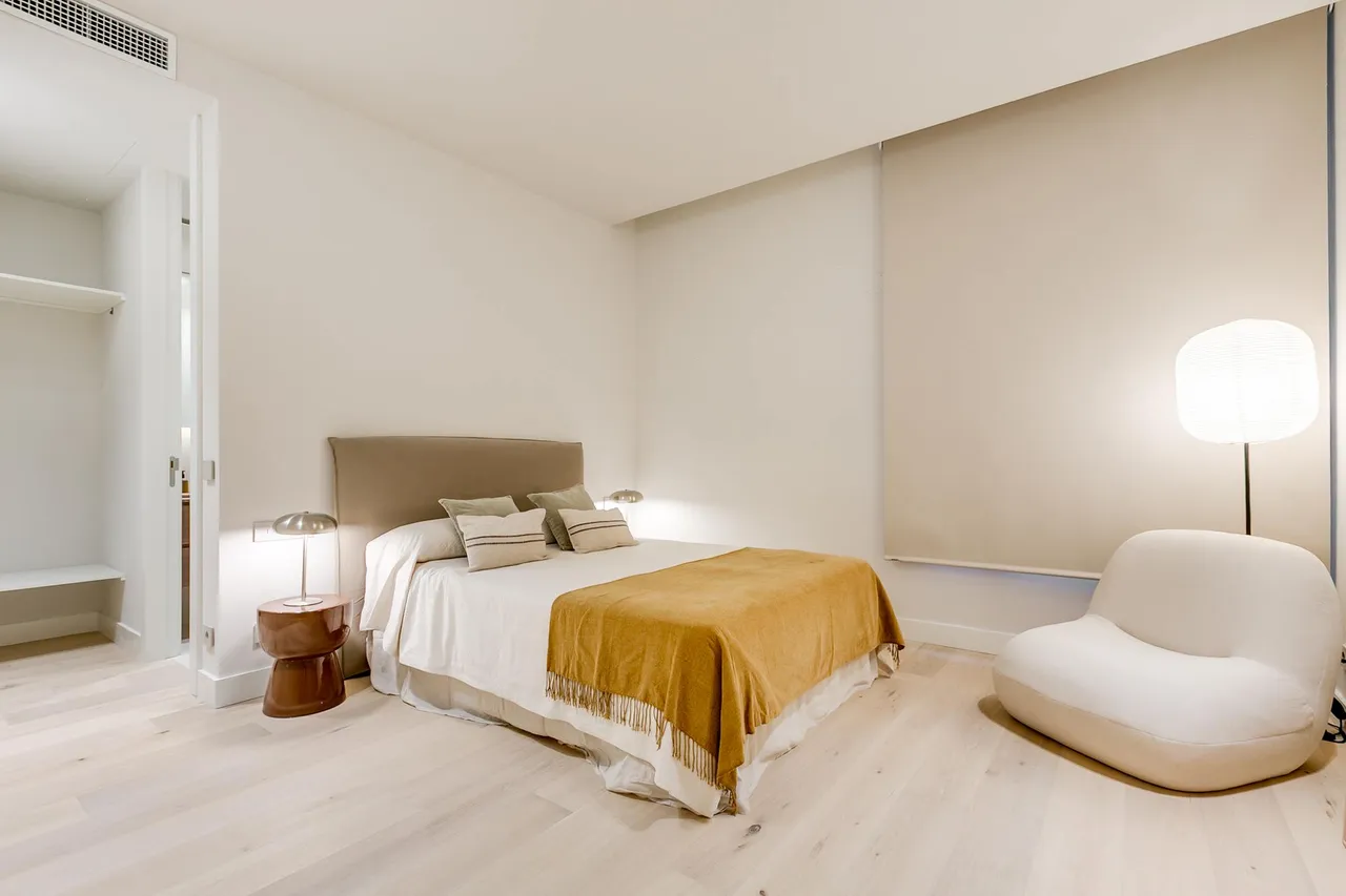 living - Castellana Residences - gallery - 9