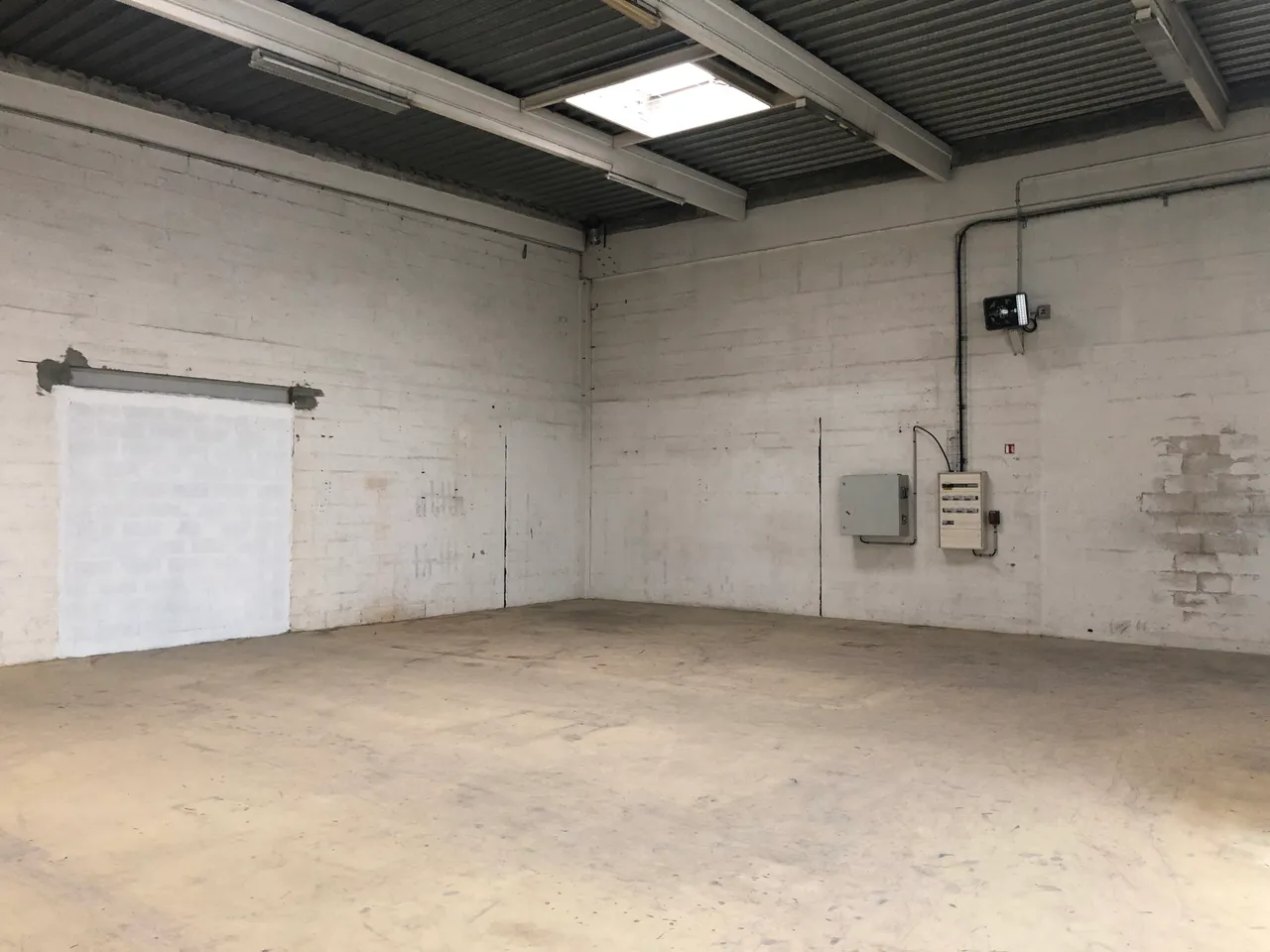logistics - Activity Facility For Rent - gallery - 4