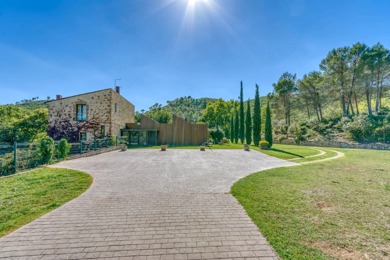 living - Casa rural de 264m² en venta en Alt Empordà, Girona - gallery - 3