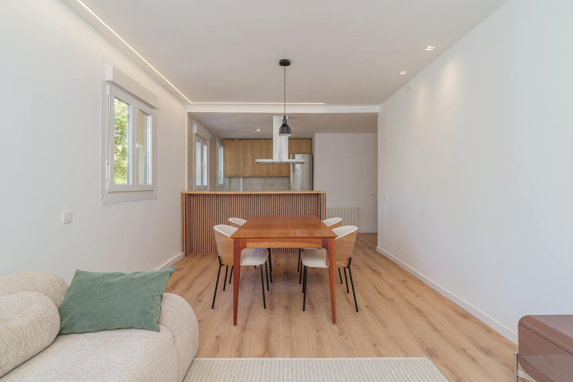 living - 77m² apartment for sale in Barceloneta, Barcelona - gallery thumbnail - 4