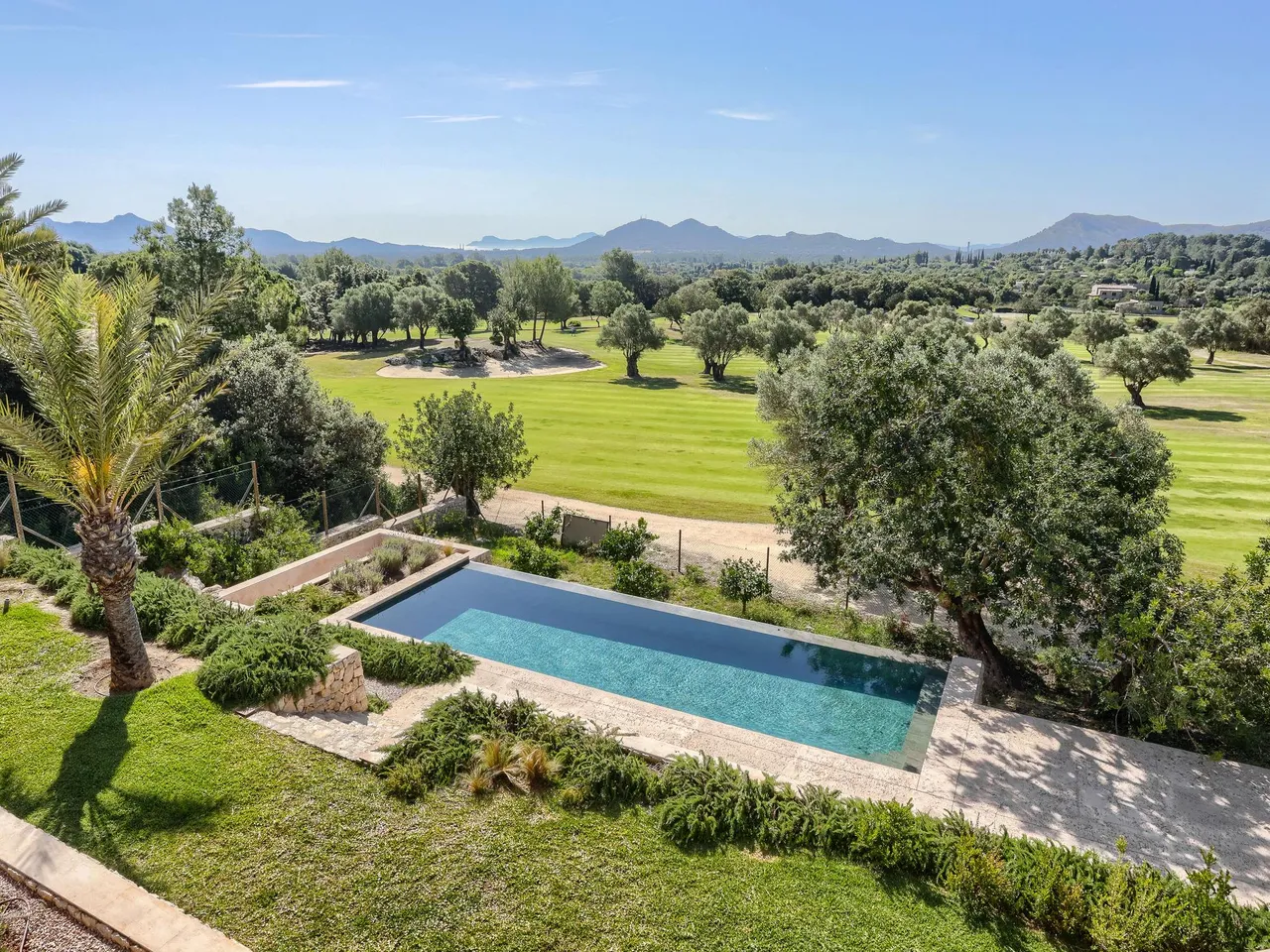 living - 755m² country house for sale in Pollensa, Balearic Islands - gallery - 2