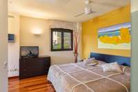 living - 416m² house / villa for sale in Girona Center, Girona - gallery thumbnail - 6