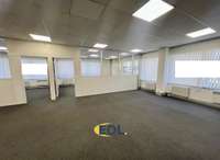 logistics - Activités / Bureaux À Louer - gallery thumbnail - 4