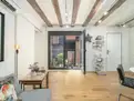 living - Piso de 47m² en venta en El Born, Barcelona - gallery thumbnail - 3