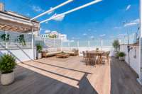 living - Ático de 166m² en venta en Pacífico, Madrid - gallery thumbnail - 4
