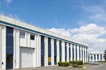 logistics - Local d’activités À Louer - featured