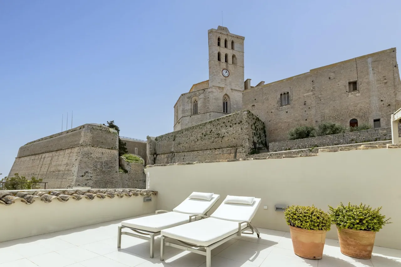 living - 806m² house / villa for sale in Ibiza Town - gallery - 2
