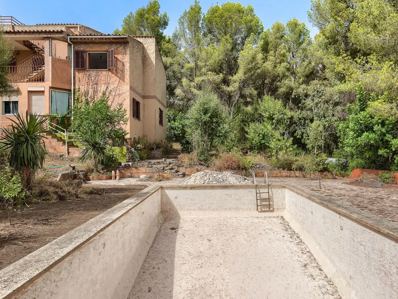 living - 359m² house / villa for sale in Esporles, Balearic Islands - gallery - 2