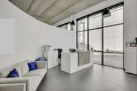 logistics - Activités / Bureaux À Louer - gallery thumbnail - 5
