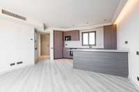 living - Ático de 70m² con 69m² terraza en venta en Eixample Derecho - gallery thumbnail - 8