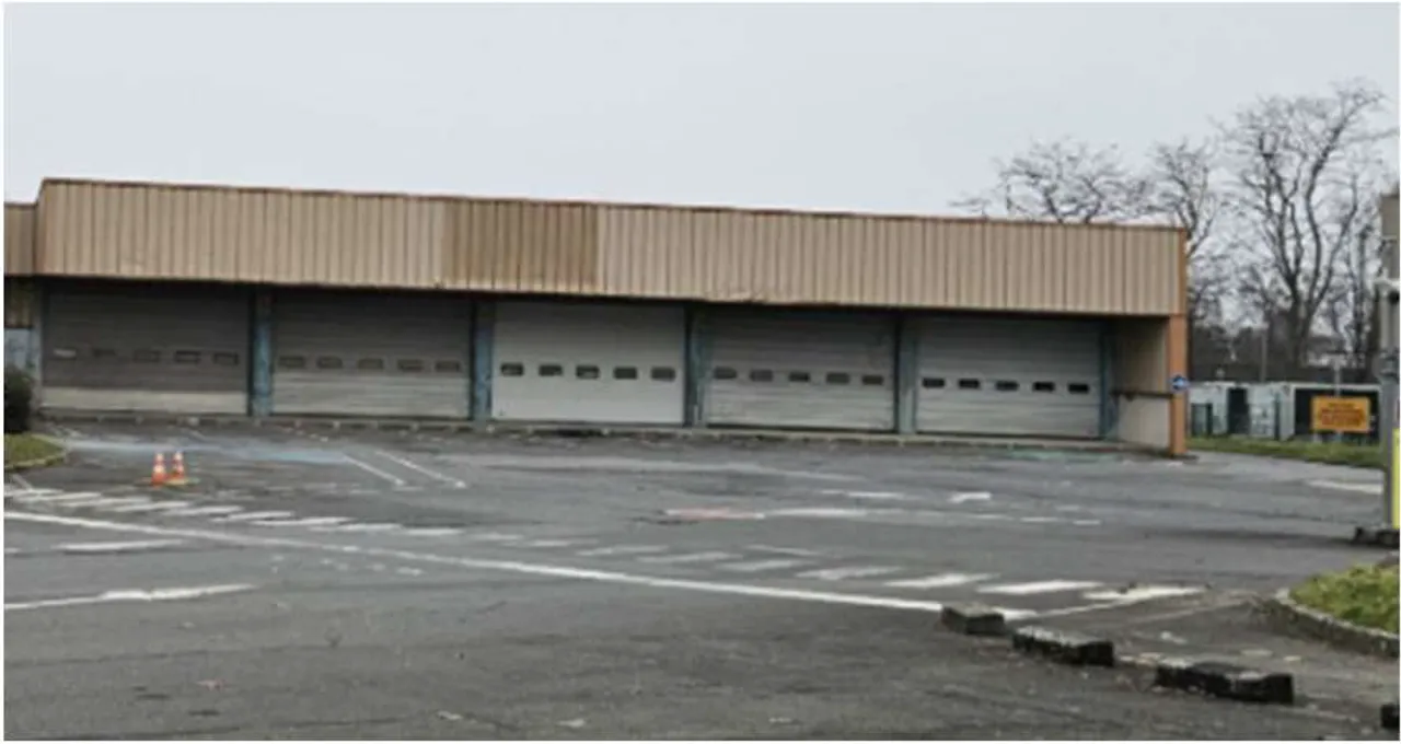 logistics - Messagerie À Louer - gallery - 5