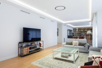 living - 376m² apartment for sale in Sant Francesc, Valencia - featured
