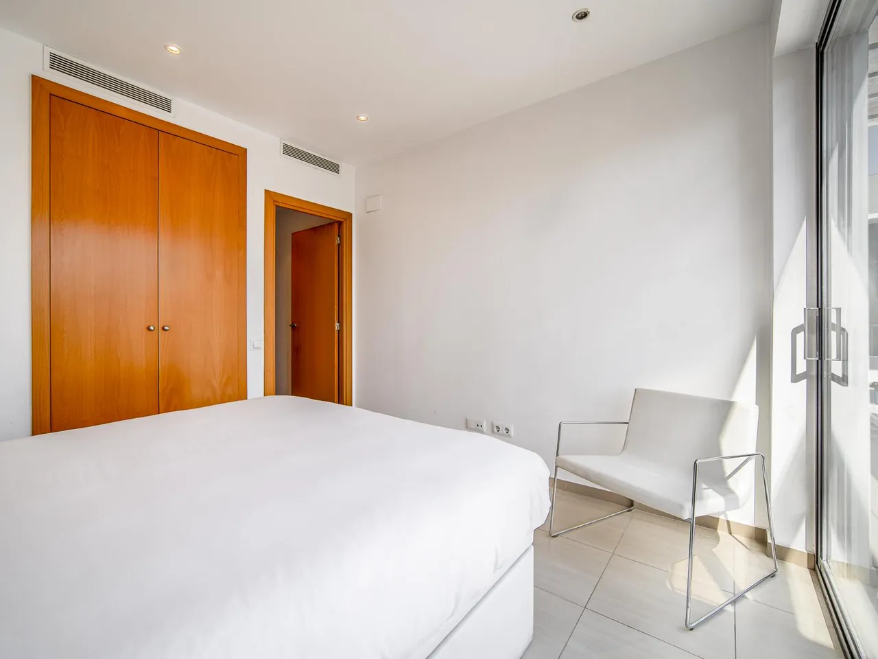 living - 74m² penthouse with 40m² terrace for sale in Poblenou - gallery - 9