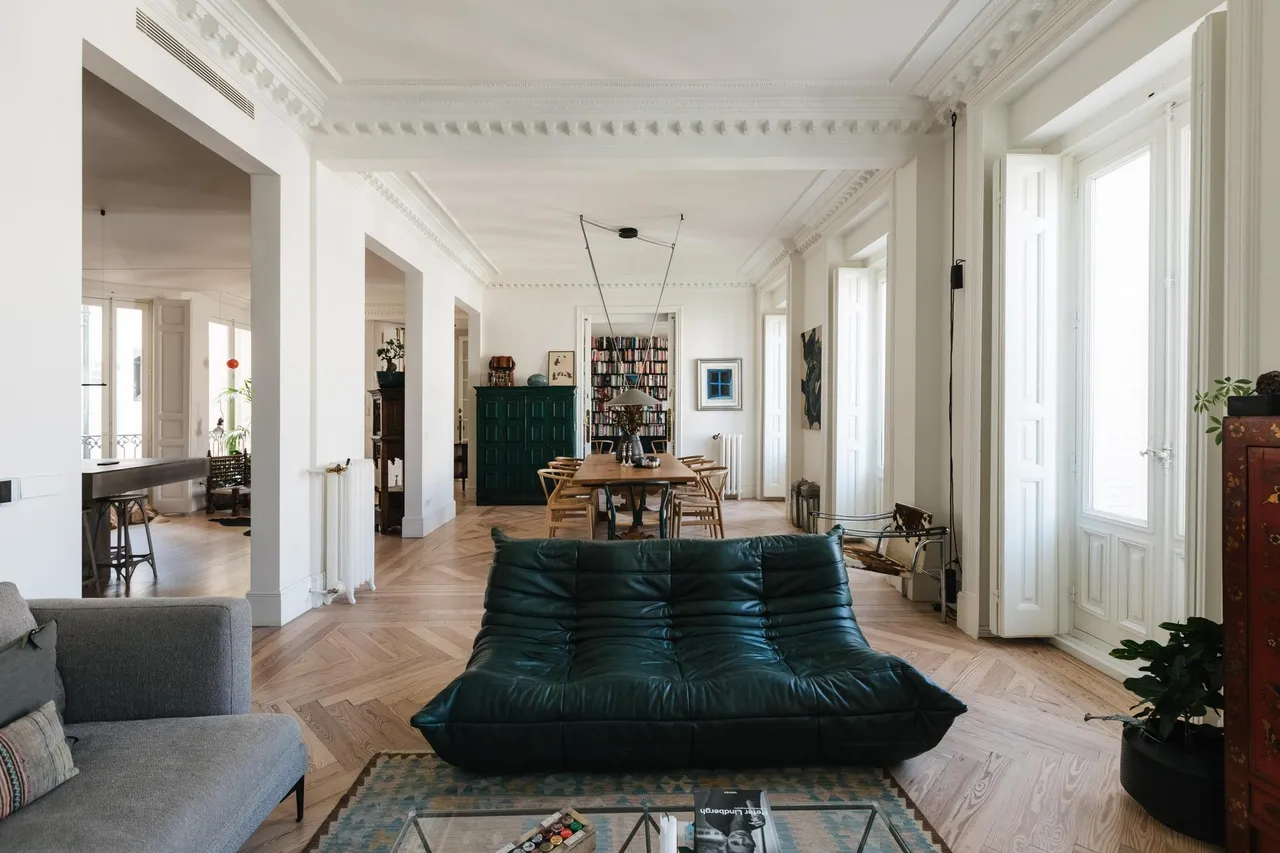 living - Piso de 238m² en venta en Jerónimos, Madrid - gallery - 5