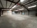 logistics - Activités / Bureaux À Louer - gallery thumbnail - 8