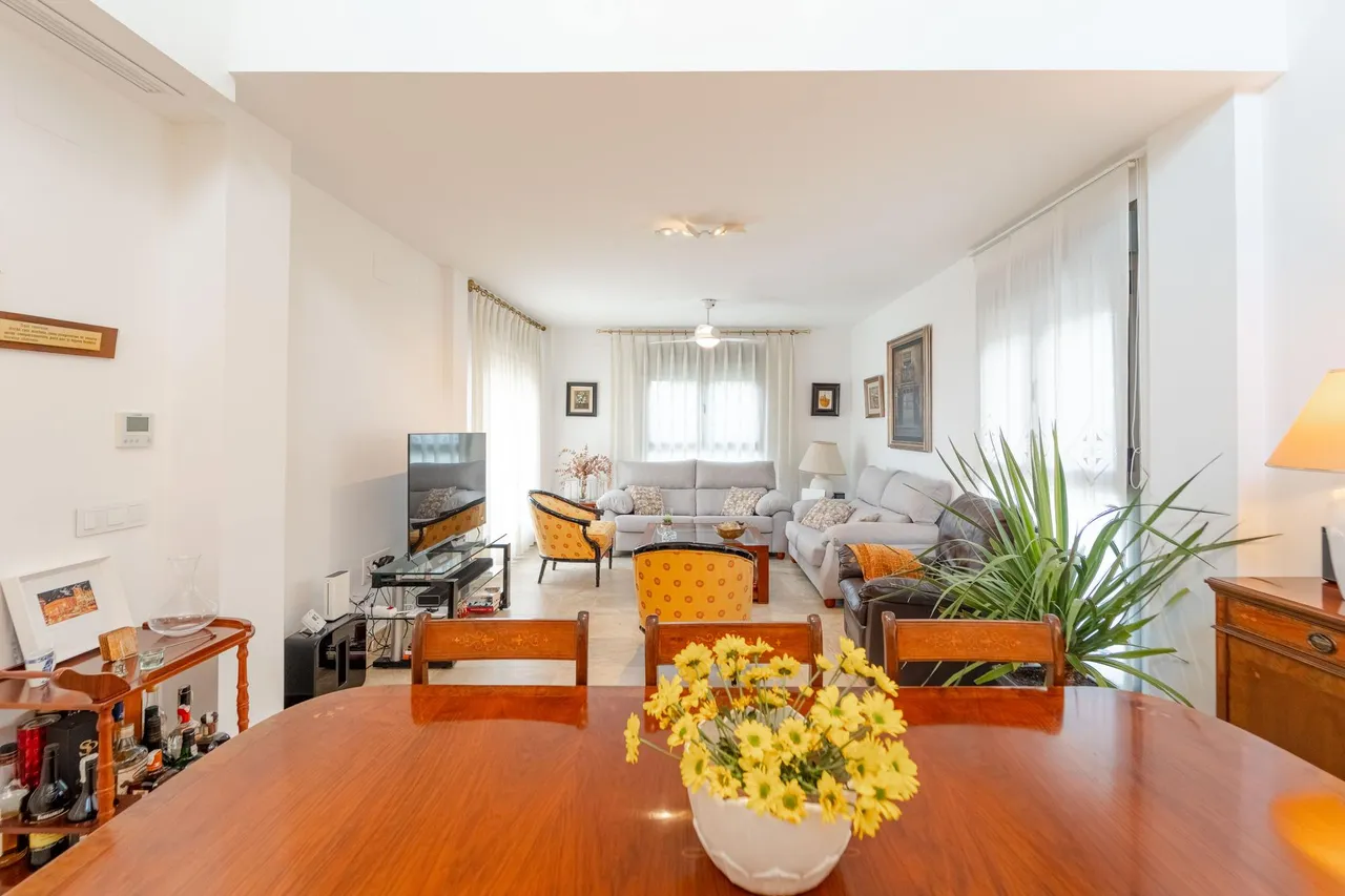 living - Casa / villa de 388m² en venta en Godella / Rocafort - gallery - 4