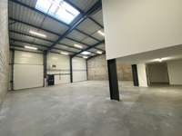logistics - Light Industrial Premises / Offices For Rent - gallery thumbnail - 2