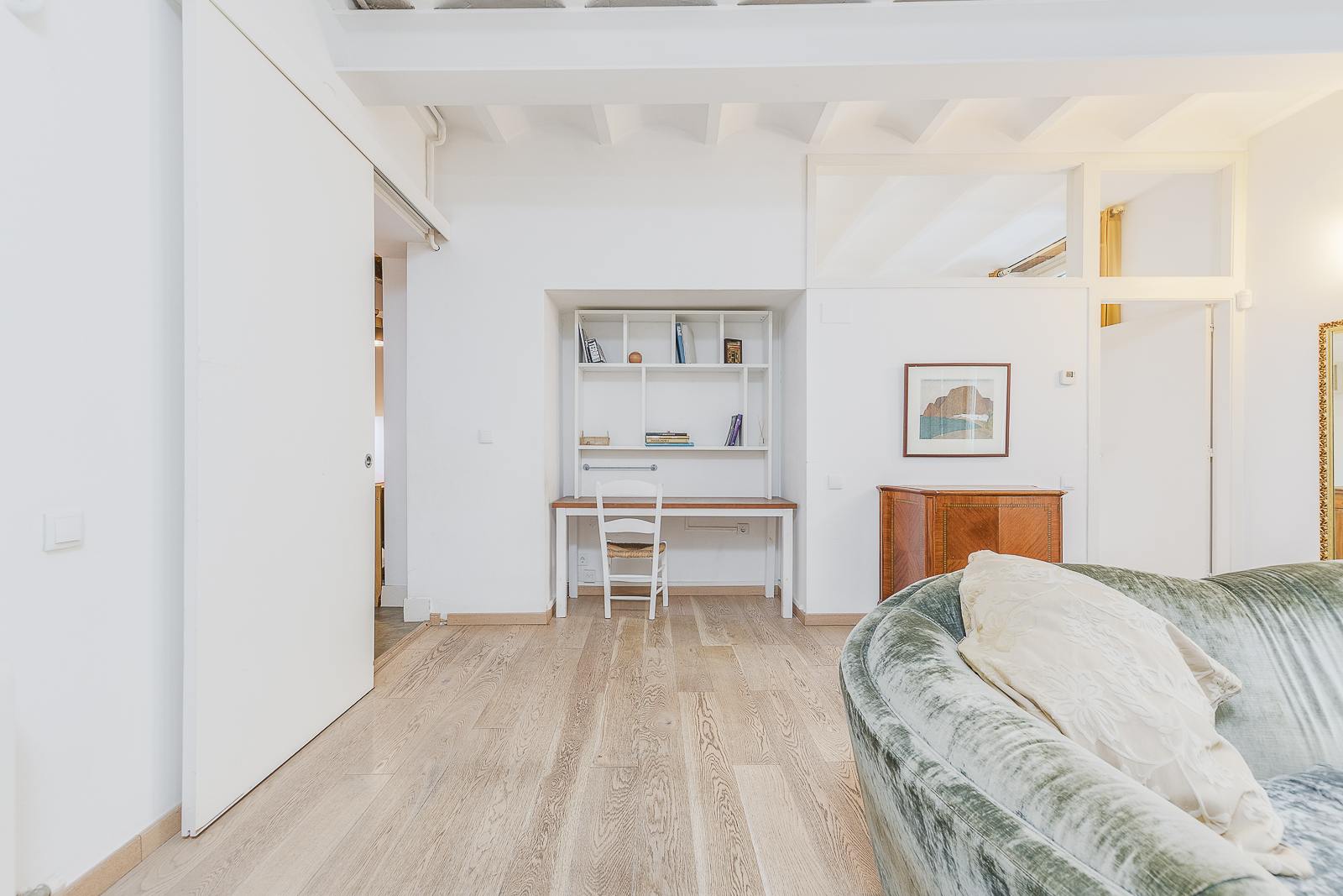 living - 195m² apartment with 10m² terrace for sale in El Born - gallery thumbnail - 6