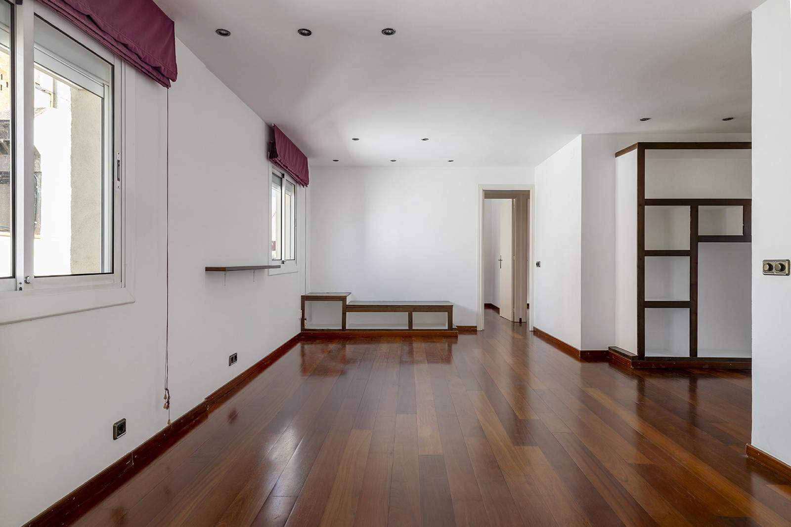 living - 74m² penthouse with 29m² terrace for sale in Eixample Left - gallery - 4